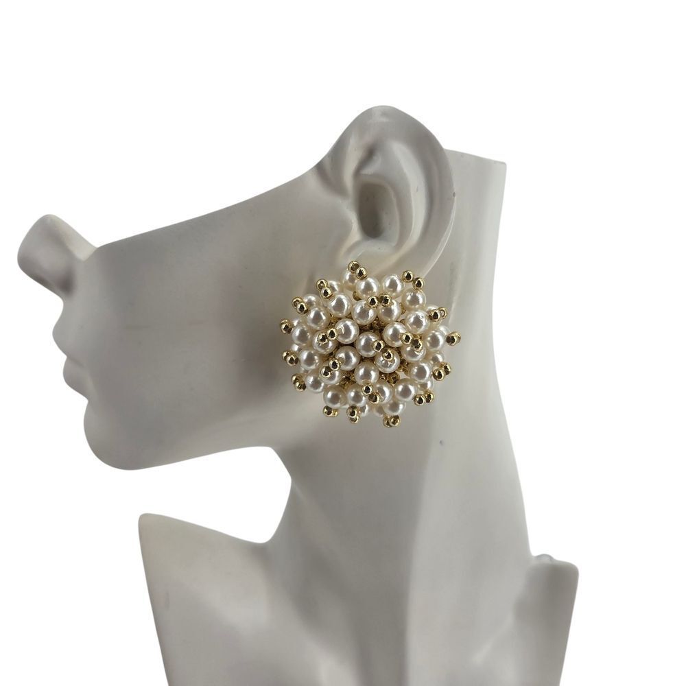 Sophisticated Imitation Vintage Pearl Cluster Statement Clip On Earrings